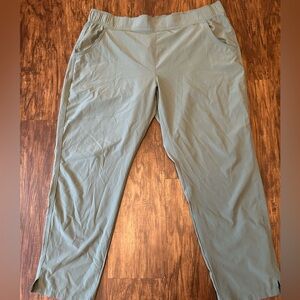 Eddie Bauer Ladies Traveler Pant